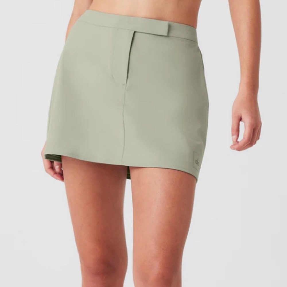 Alo Yoga High Speed Mini Skirt - in Limestone Green
